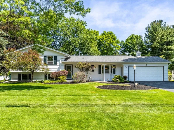 274 Parkview Dr, Rochester, NY 14625