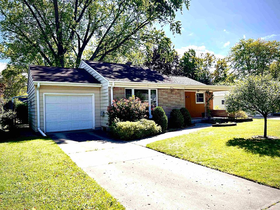 1st image of 827 Colonial Ave