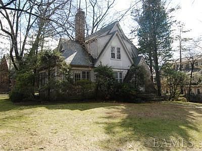 2nd image of 101 Edgewood Ave