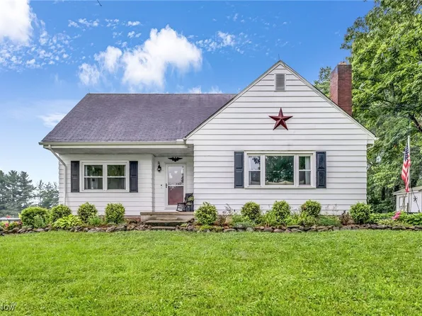 3584 Northampton Rd, Cuyahoga Falls, OH 44223