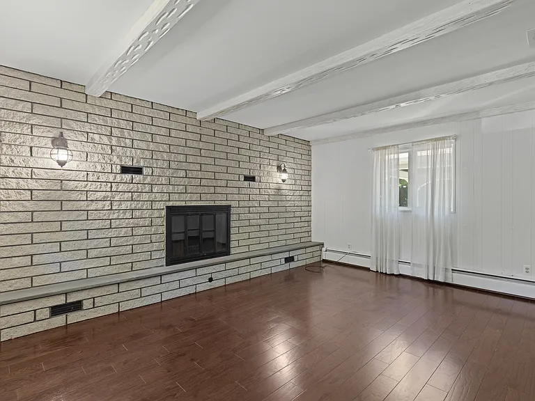 8 Crosby Ln — Photo 19