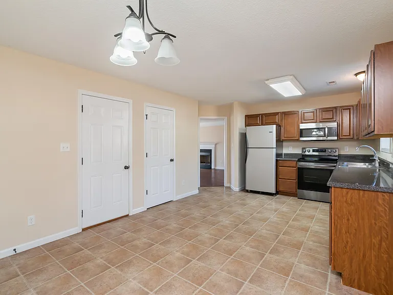 2723 Tuberose Ln — Photo 9