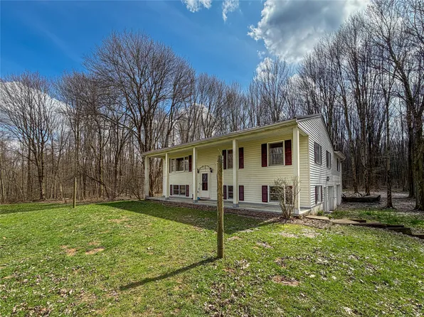 26129 Hickory Corners Rd, Guys Mills, PA 16327