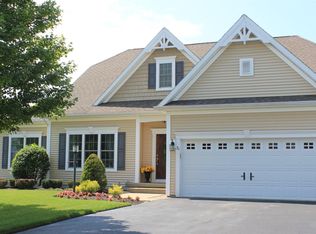 31 Chatsworth Way, Clifton Park, NY 12065