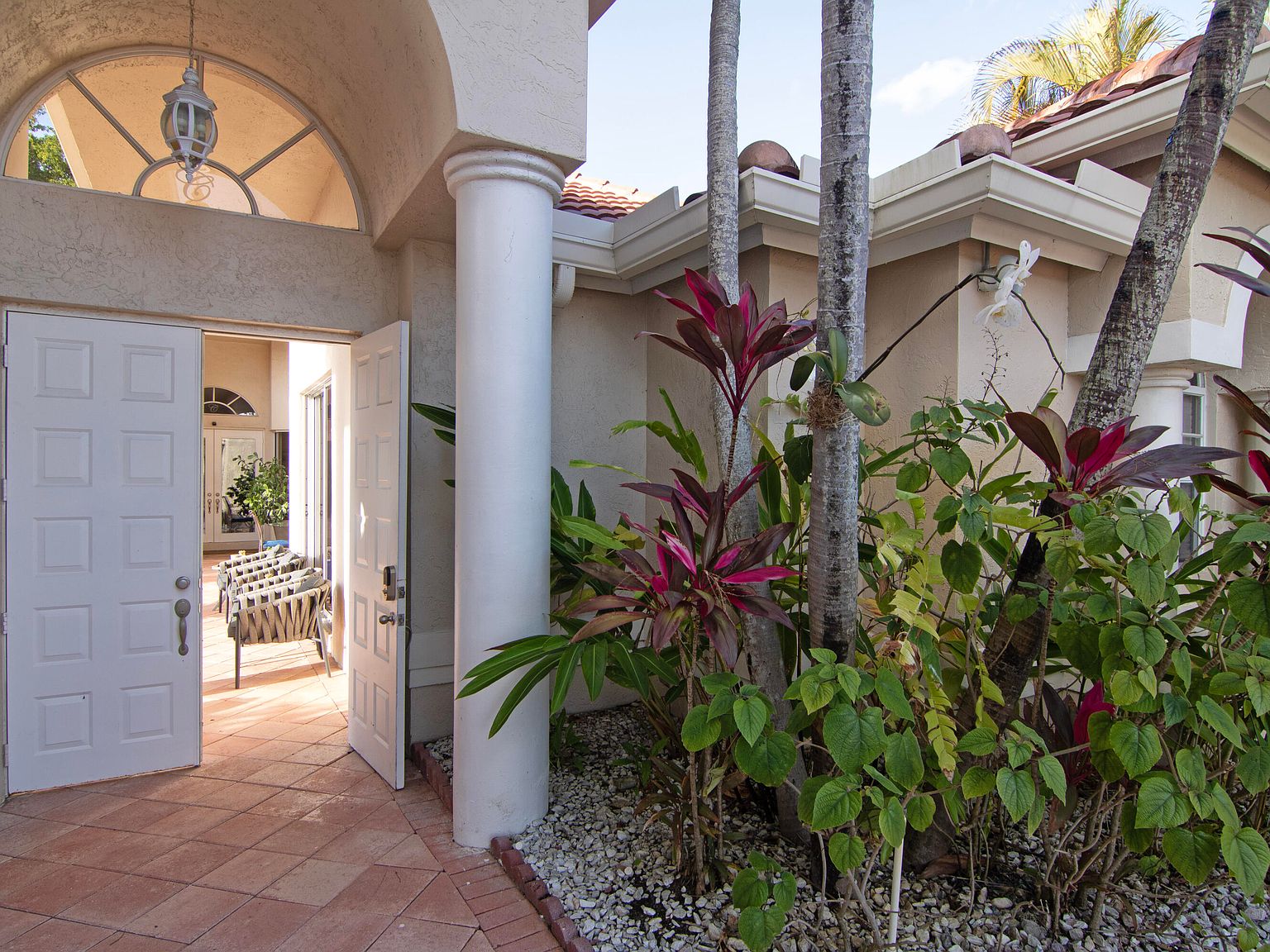 10726 Greenbriar Villa Drive