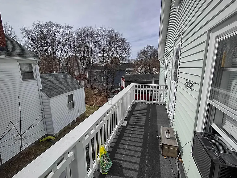 16 Kilby St — Photo 8