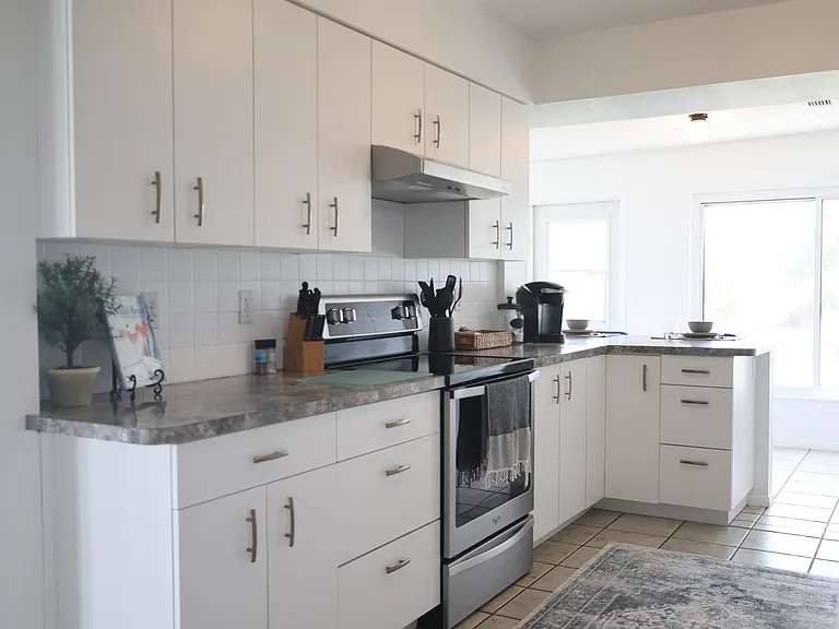 351 Renoir Dr — Photo 10