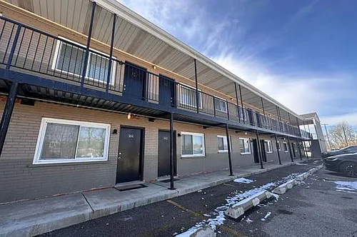 130 N President St Photo 1