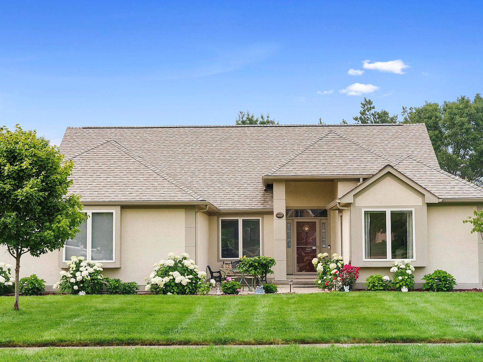 1044 Arcaro Dr, Gahanna, OH 43230 MLS 223020249 Zillow