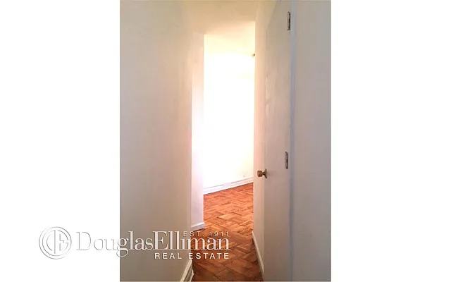 Rented by Douglas Elliman | media 15