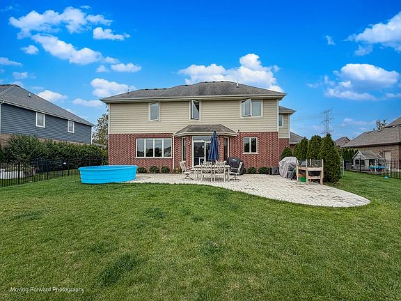2nd image of 10614 Shilling Rd