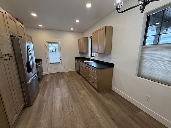 5th image of 2529 Morning Rose Ln #1