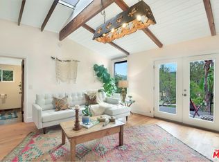 20434 Callon Dr, Topanga, CA 90290