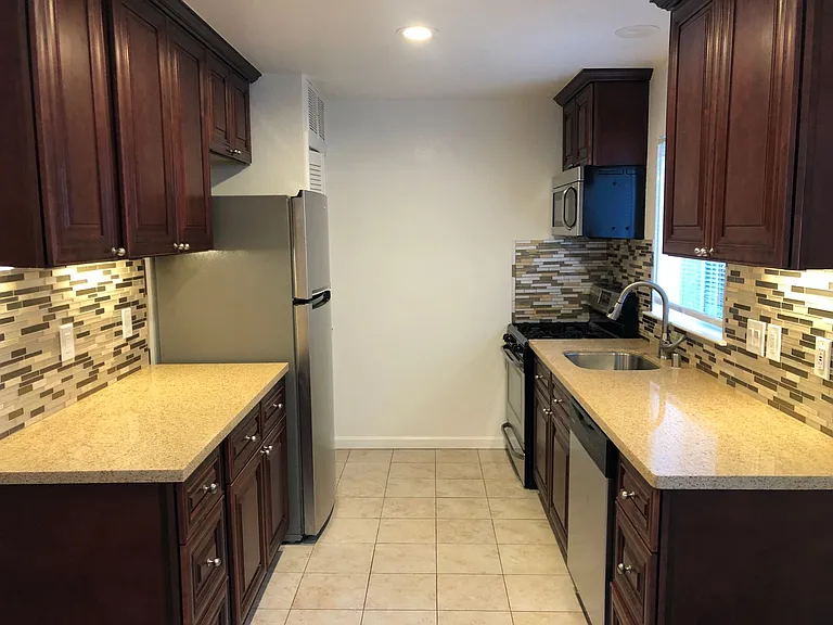 1481 N 1st St #2 — Photo 12