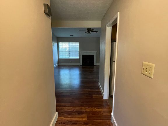 2nd image of 256 Gena Ct