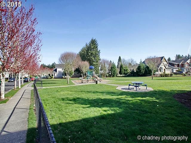 2nd image of 914 SW 17th Way