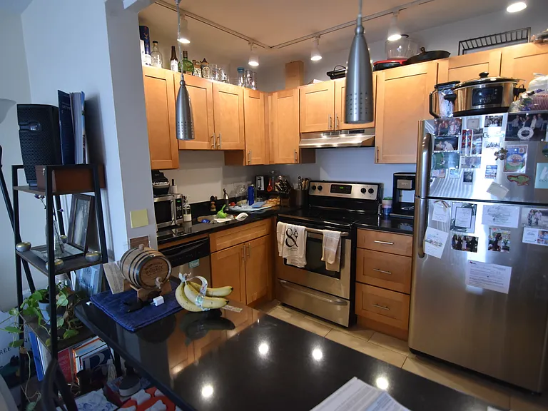 85 Sutherland Rd. — Photo 12