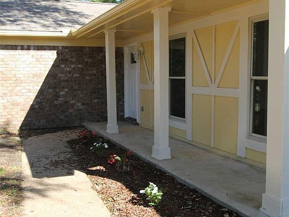 4th image of 4510 Baywoods Dr