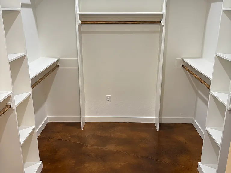 102 Deedee Rd — Photo 10