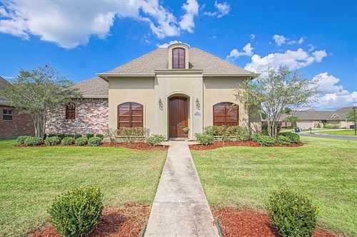 Beautiful Curb Appeal