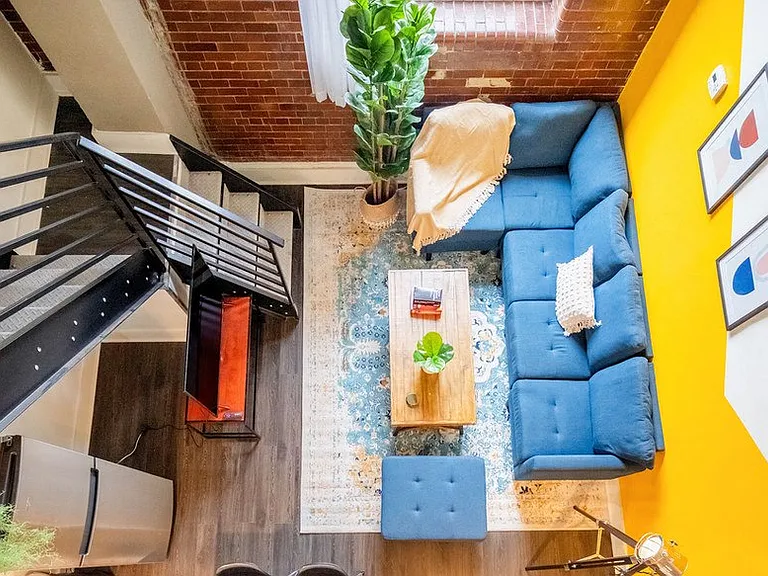 West Lofts Apartments — Photo 12