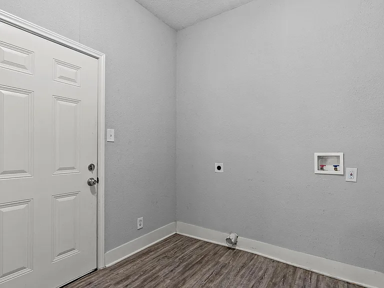 5103 New Orleans St — Photo 17