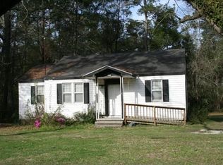 1006 1st St SW, Cairo, GA 39828