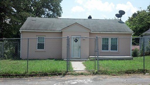 1st image of 4014 SE Seahorn Ave