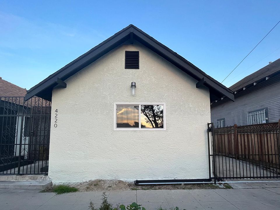1st image of 4220 Menlo Ave