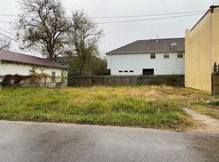 909 W 10th St, Houston, TX 77008