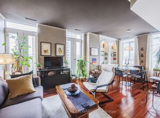 135 Maitland St #702, Toronto, ON
