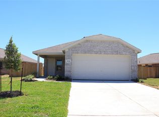 8839 Wooster Trail Dr, Baytown, TX 77521