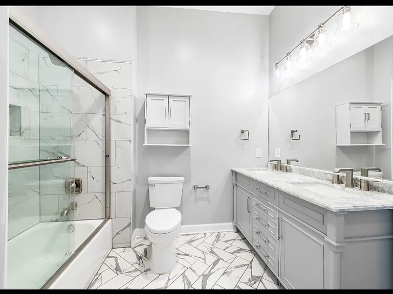 1346 Towson St — Photo 20