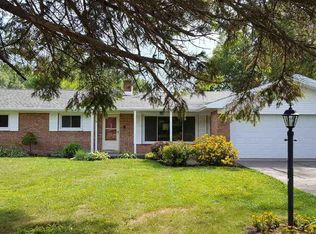 6323 Dewhirst Dr, Saginaw, MI 48638