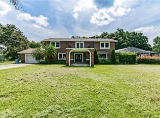 2904 S Kingsway Rd, Seffner, FL 33584