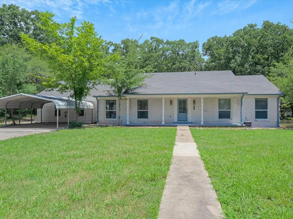 213 N Oaks Dr, Grand Saline, TX 75140