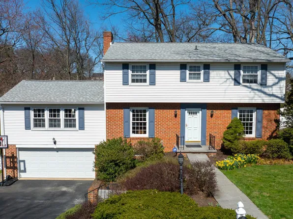 142 Lexington Rd, York, PA 17402