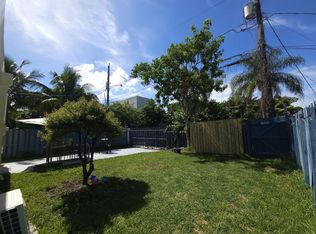 1639 Hayes St, Hollywood, FL 33020