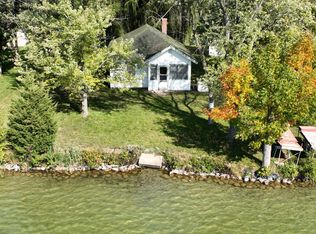 W1485 Memory Ln, East Troy, WI 53120