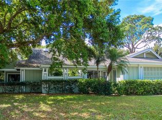 1 Knowles Rd, Sewalls Pt, FL 34996