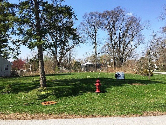 2nd image of 256 Woodland Dr