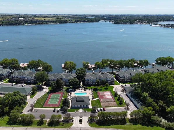 1613 Chalstrom Beach Rd #101, Okoboji, IA 51355