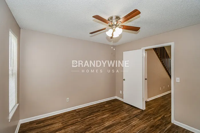 9970 Timberlake Dr E — Photo 12