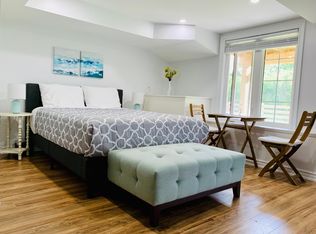 49 Courting House Pl #B, Georgina, ON L0E1L0