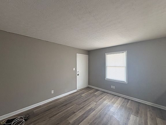 3rd image of 2042 Rock Creek Rd APT 7