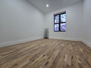 400 E 21st St #D5, Brooklyn, NY 11226