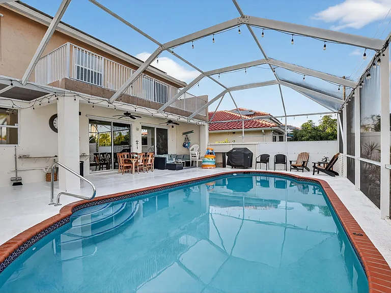 18280 Coral Isles Dr — Photo 54