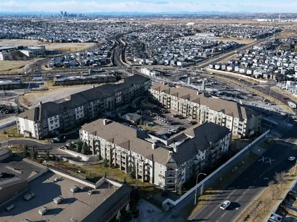 6118 SW 80th Ave NE #1303, Calgary, AB T3J 0S6