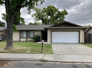 1117 McGuire Dr, Modesto, CA 95355