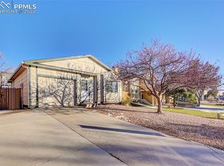 6335 Chantilly Pl, Colorado Springs, CO 80922